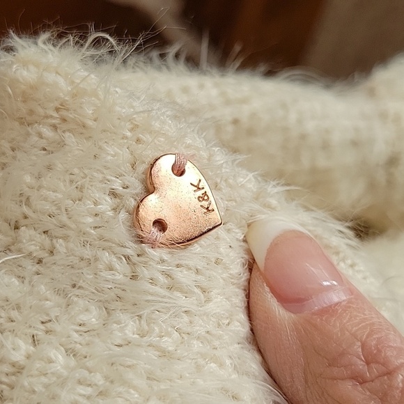 KENDALL & KYLIE CROPPED EYELASH KNIT CHENILLE SWEATER - Picture 8 of 9